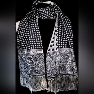 Scarf Made In ITALY 100% Pure SILK Black And White 13"× 55".